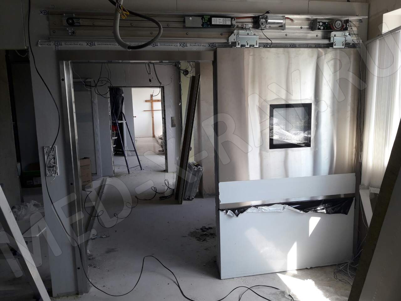 Медицинский центр «Имидж Лаб» Монтаж дверей для чистых помещений