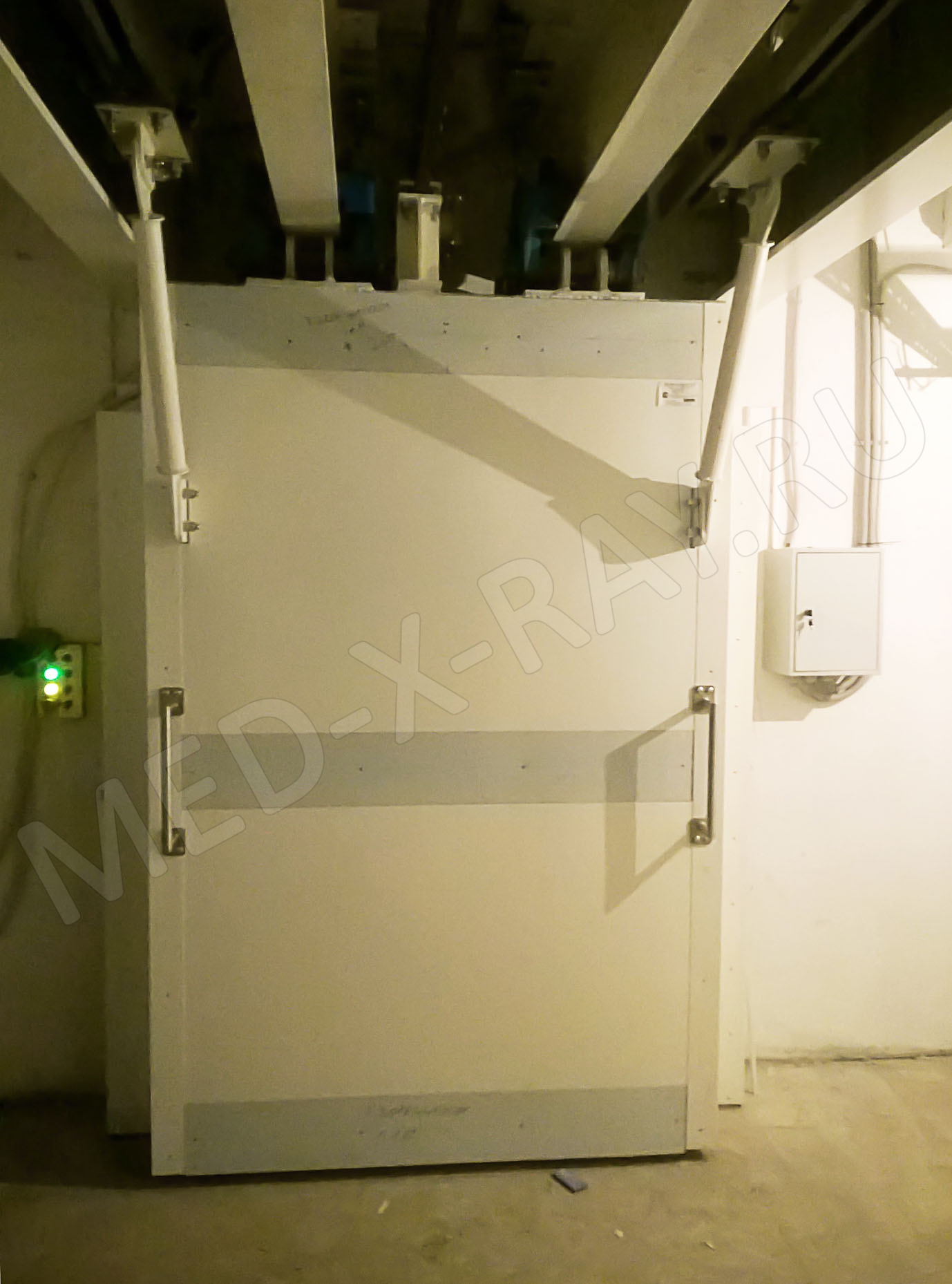 Онкорадиологический центр в г. Балашиха Защитная дверь для бункера циклотрона