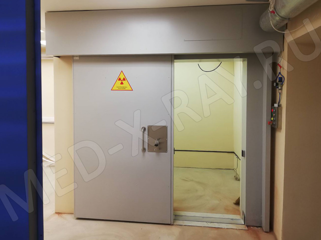 АО «НПП Пульсар» Дверь рентгенозащитная «TISSA-RP»